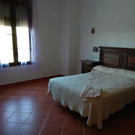 Lodge Cortijo Setenil Pajaron *